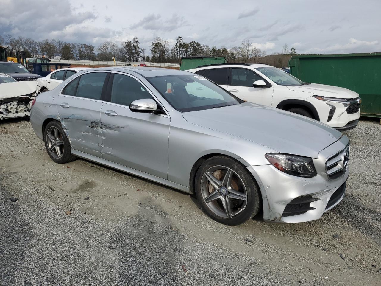 2017 Mercedes-Benz E 300 4Matic - Image 4
