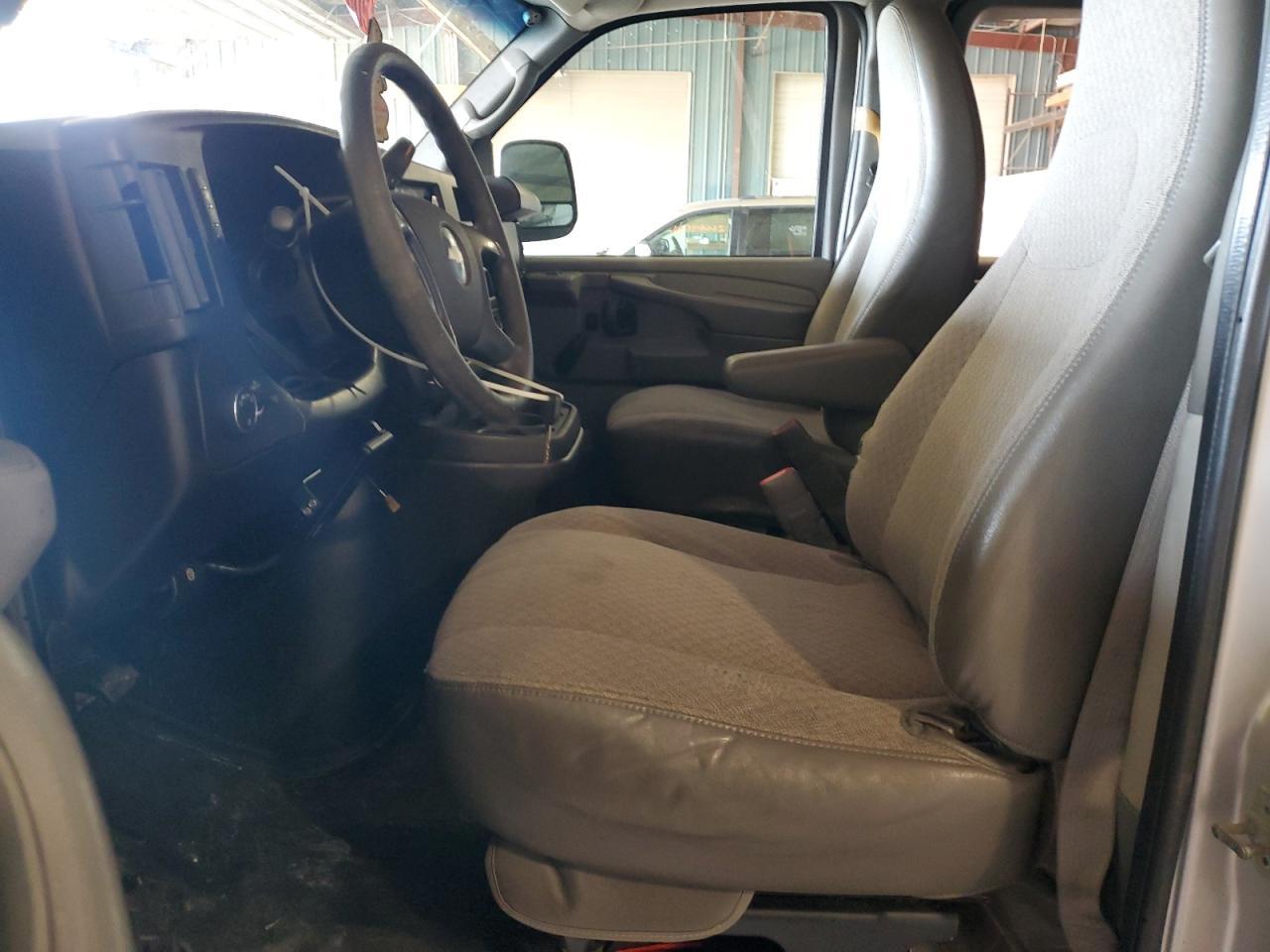 2012 Chevrolet Express G3500 Ls - Фото 7