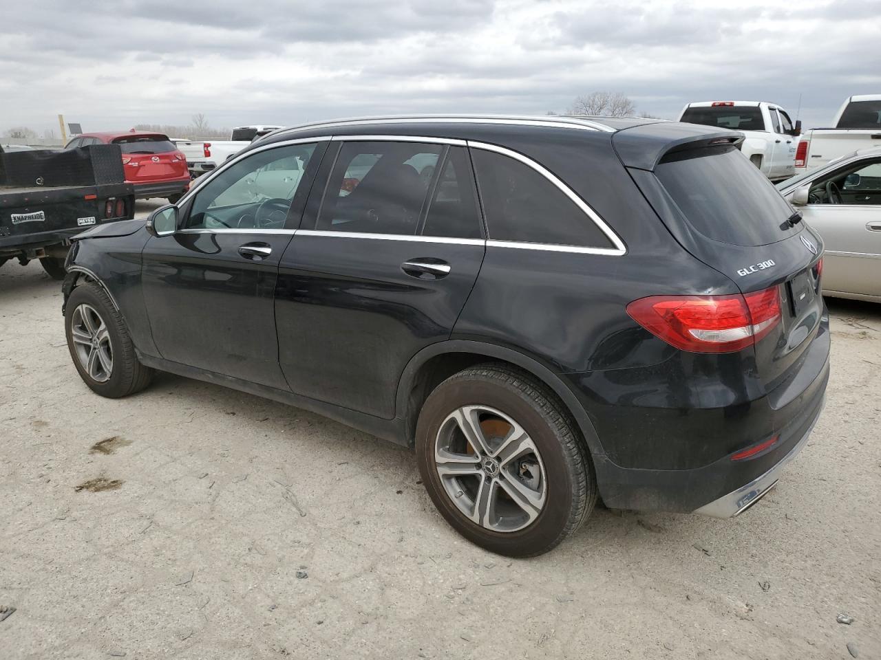 2018 Mercedes-Benz Glc 300 4Matic - Фото 2