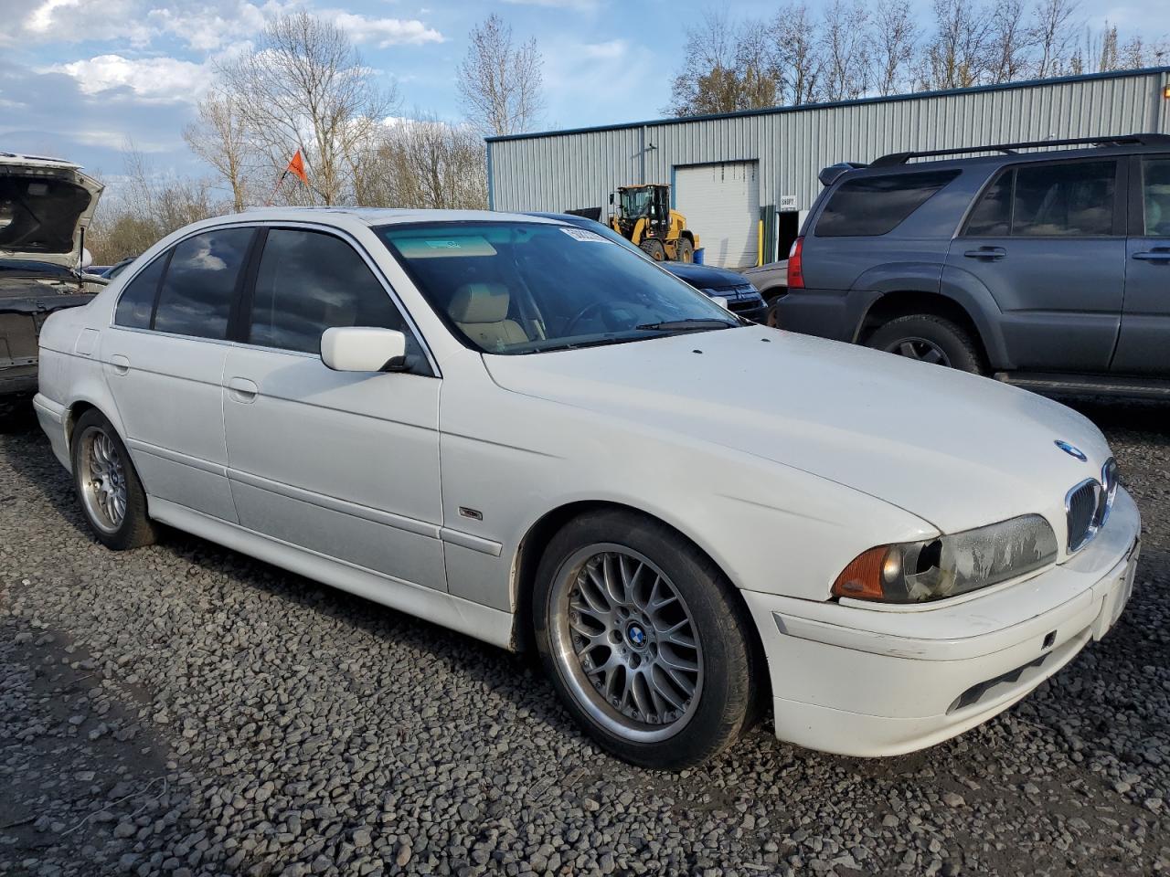 2002 BMW 525 I Automatic - Image 4