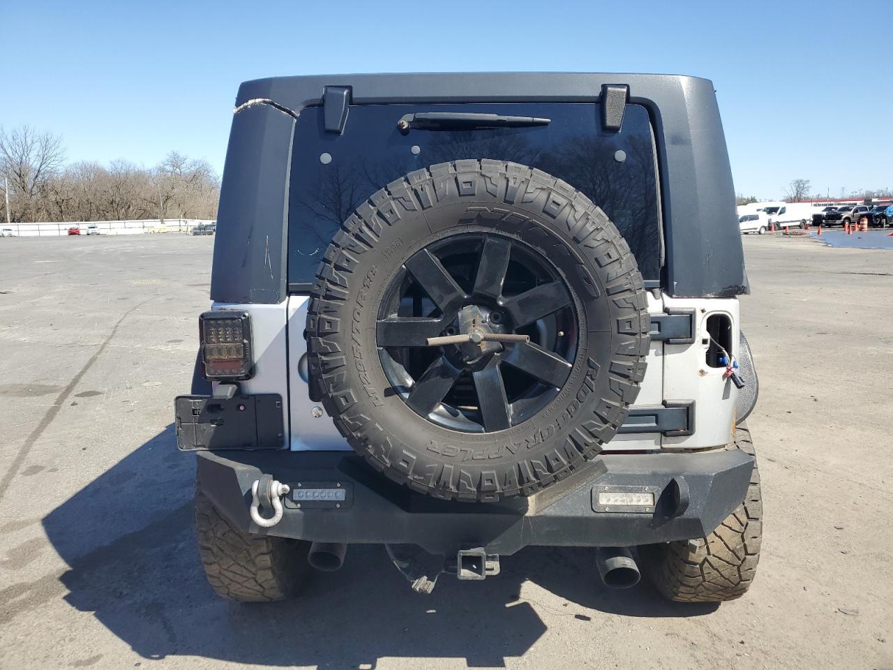 2007 Jeep Wrangler Sahara - Фото 6