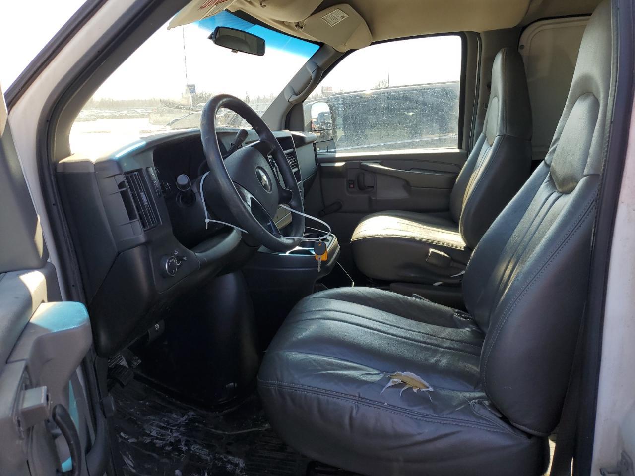 2008 Chevrolet Express G1500 - Image 7