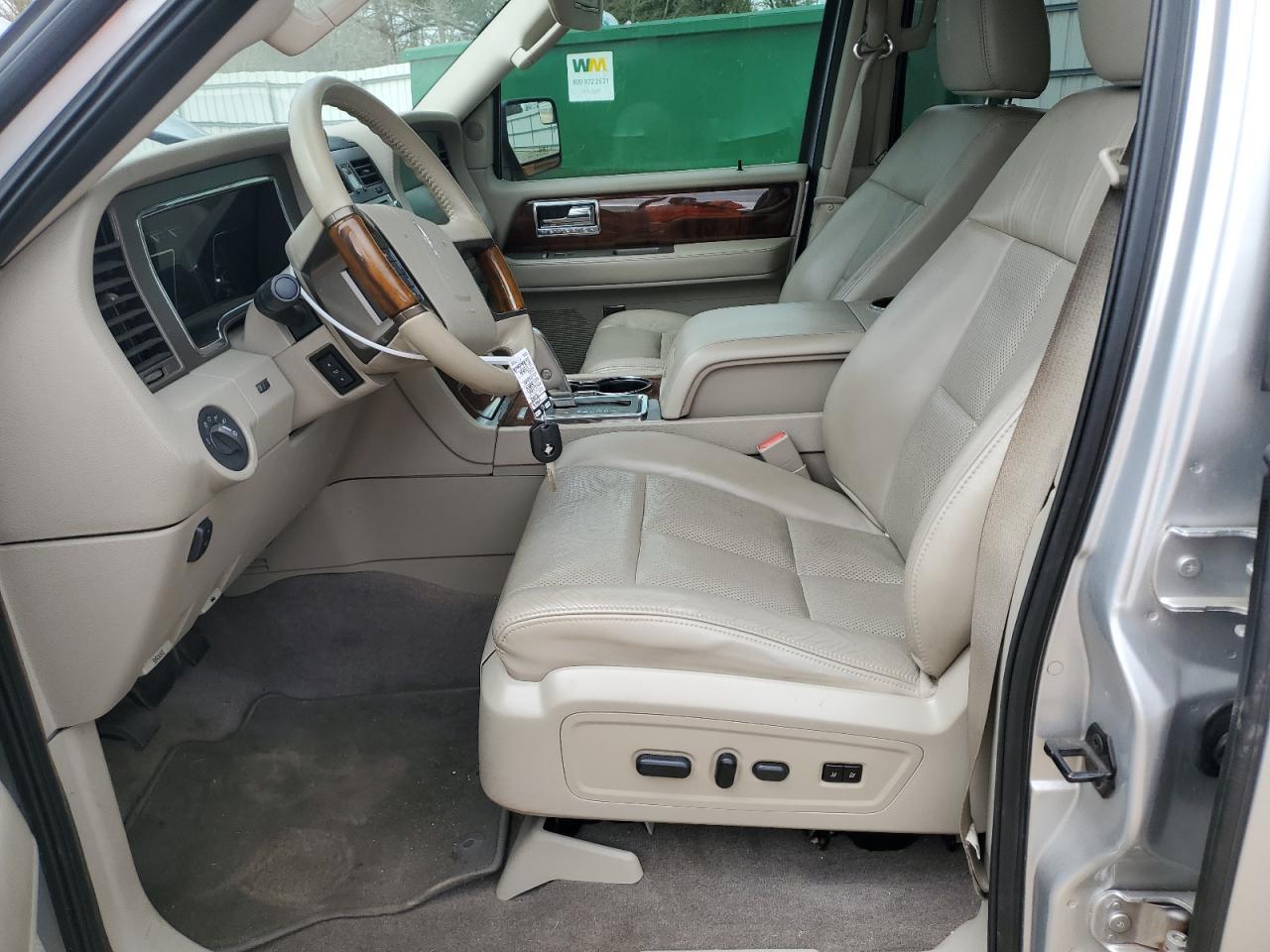 2012 Lincoln Navigator L - Фото 7