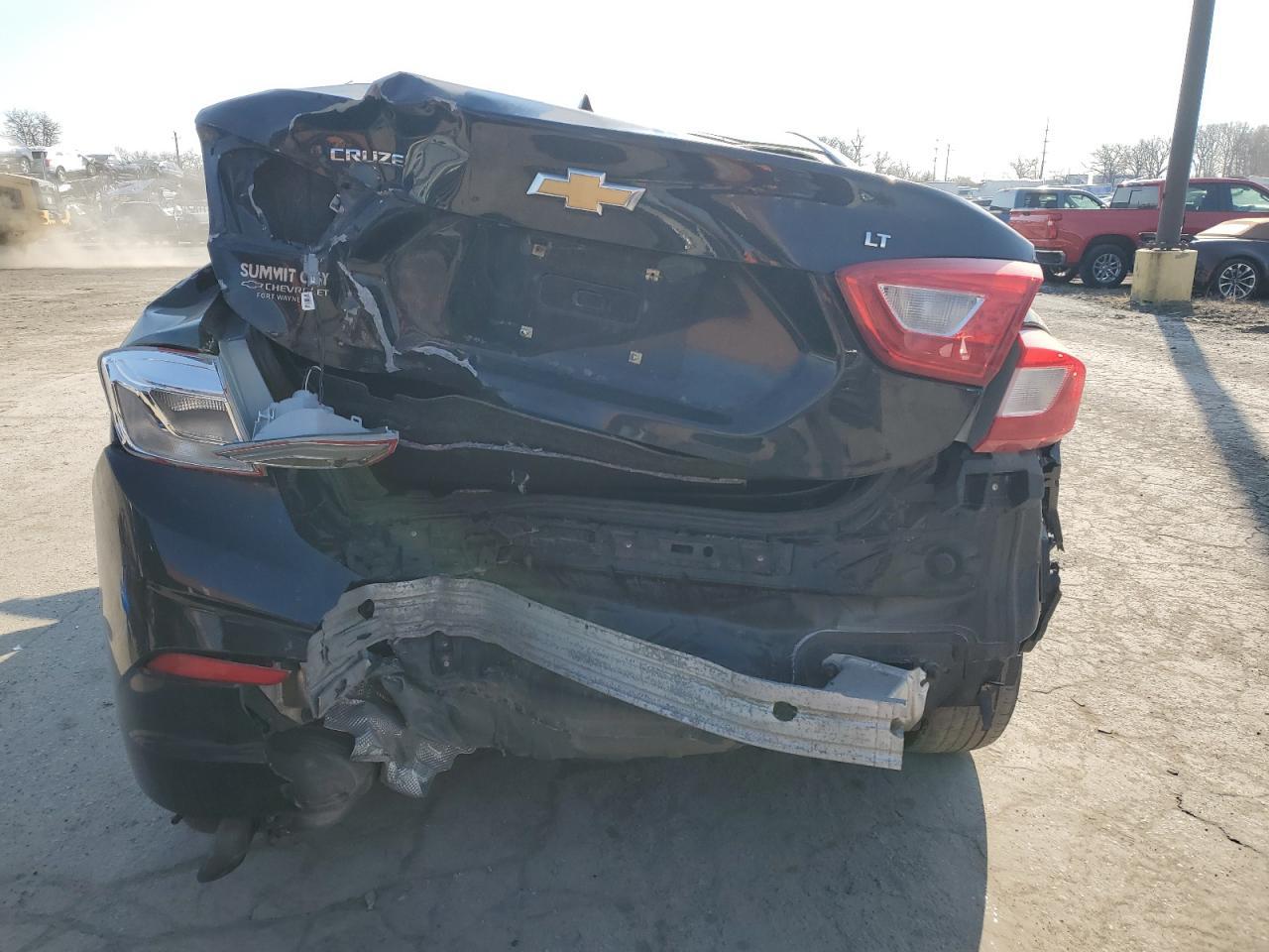 2017 Chevrolet Cruze Lt - Фото 6