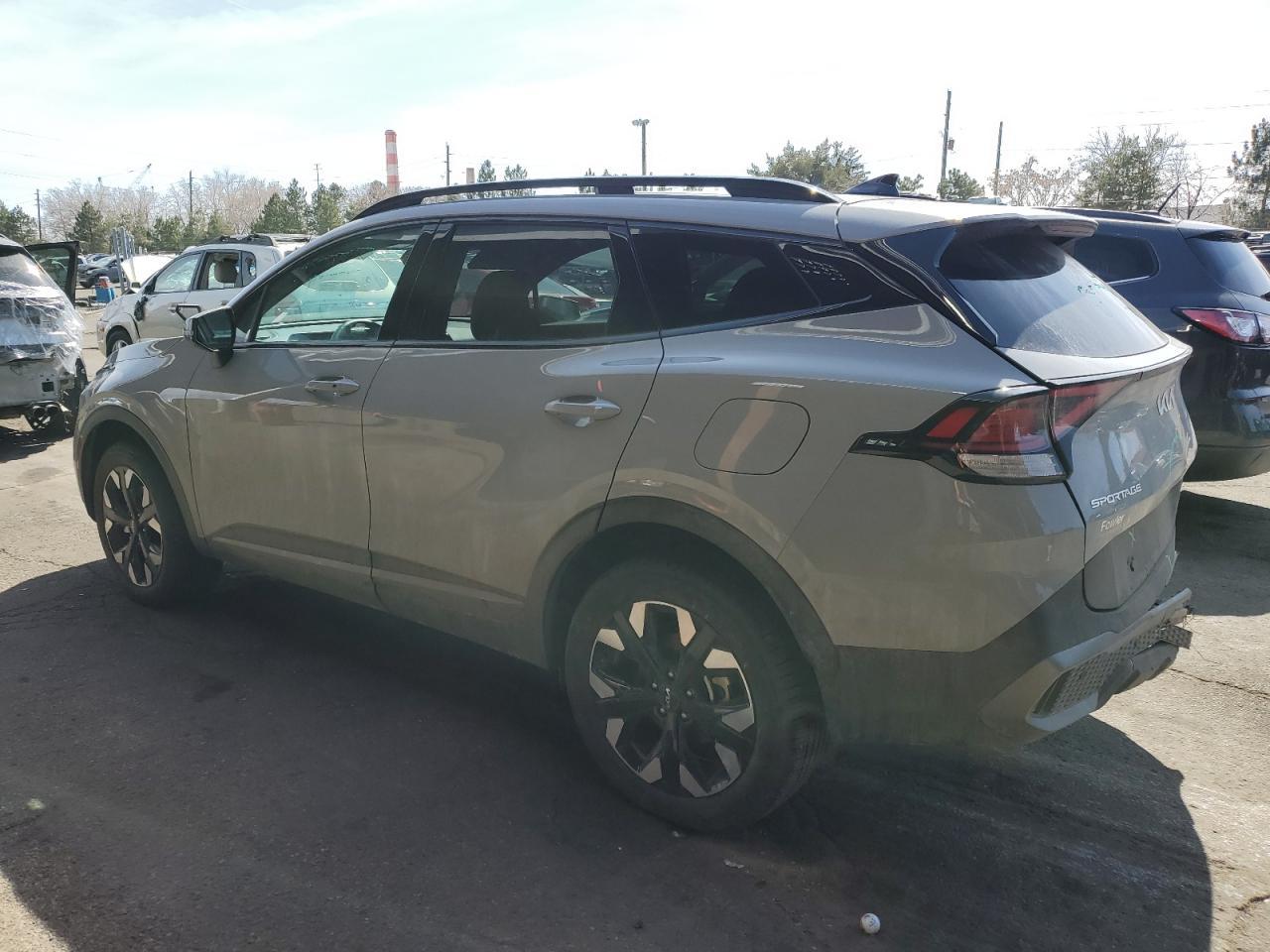 2024 Kia Sportage X Line - Image 2