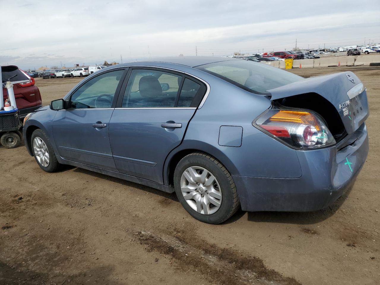 2011 Nissan Altima Base - Image 2