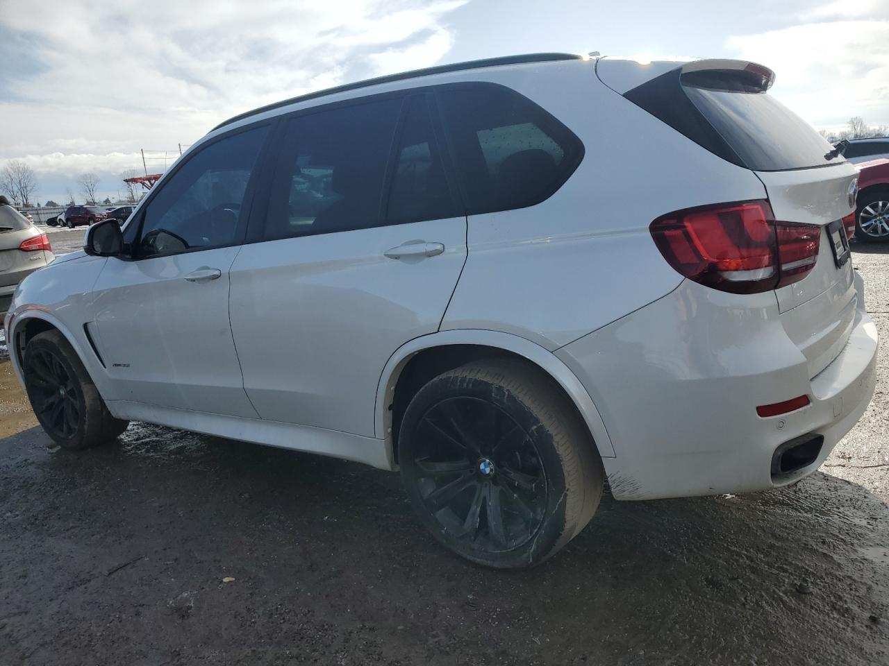 2016 BMW X5 xDrive35I - Фото 2