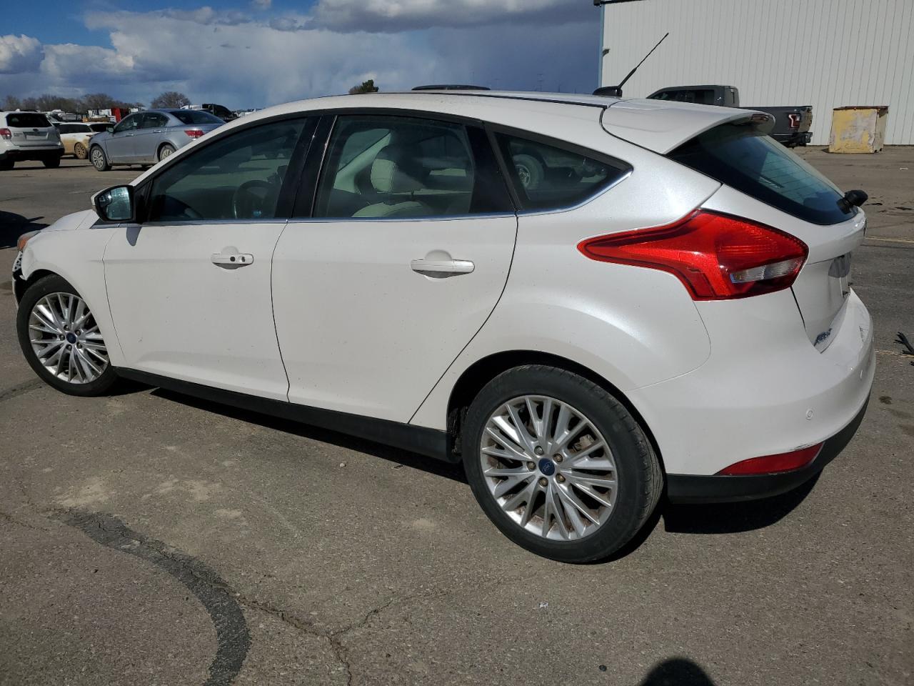2015 Ford Focus Titanium - Image 2