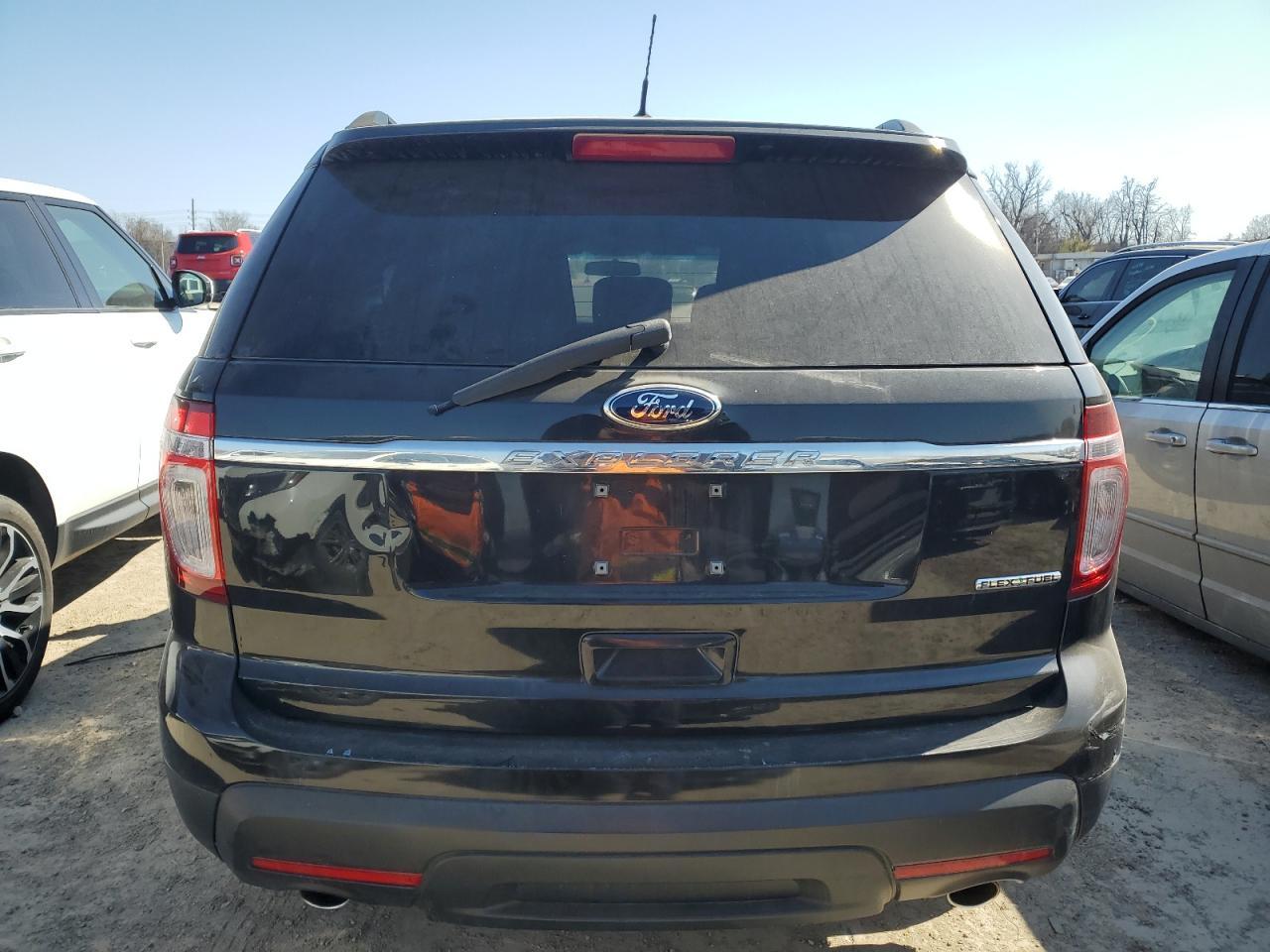 2013 Ford Explorer - Фото 6