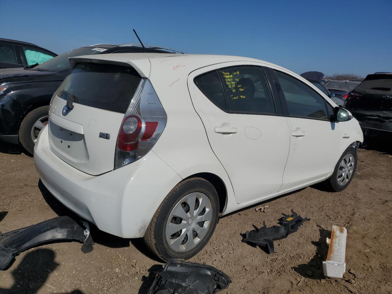 2014 Toyota Prius C - Image 3