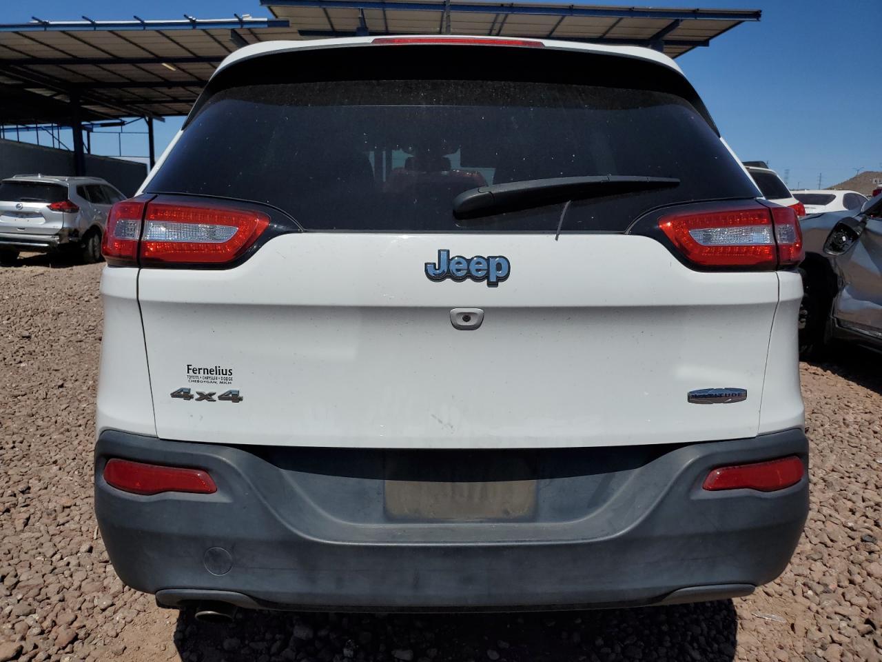 2016 Jeep Cherokee Latitude - Фото 6
