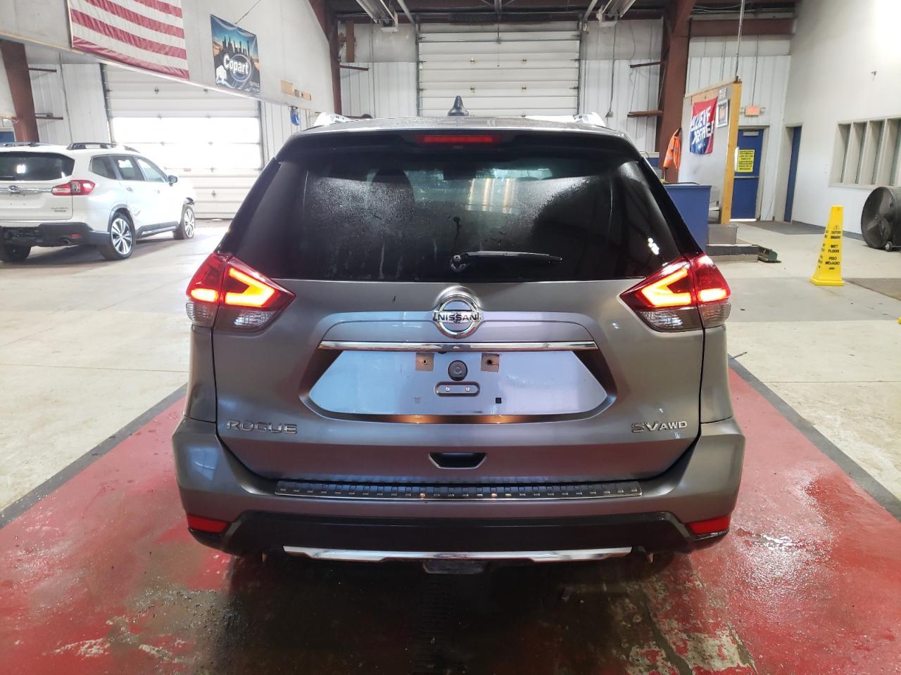 2018 Nissan Rogue S - Фото 6