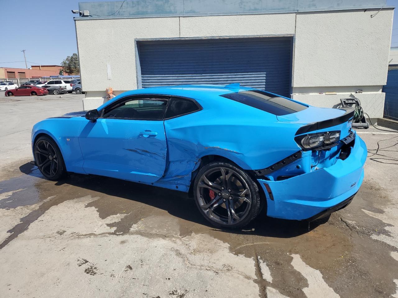 2023 Chevrolet Camaro Lt1 - Image 2