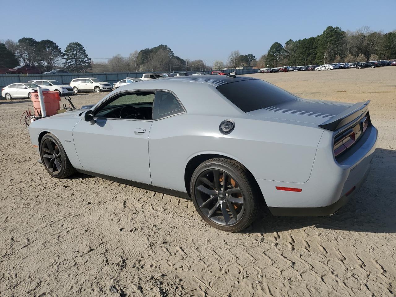 2021 Dodge Challenger R/T - Фото 2