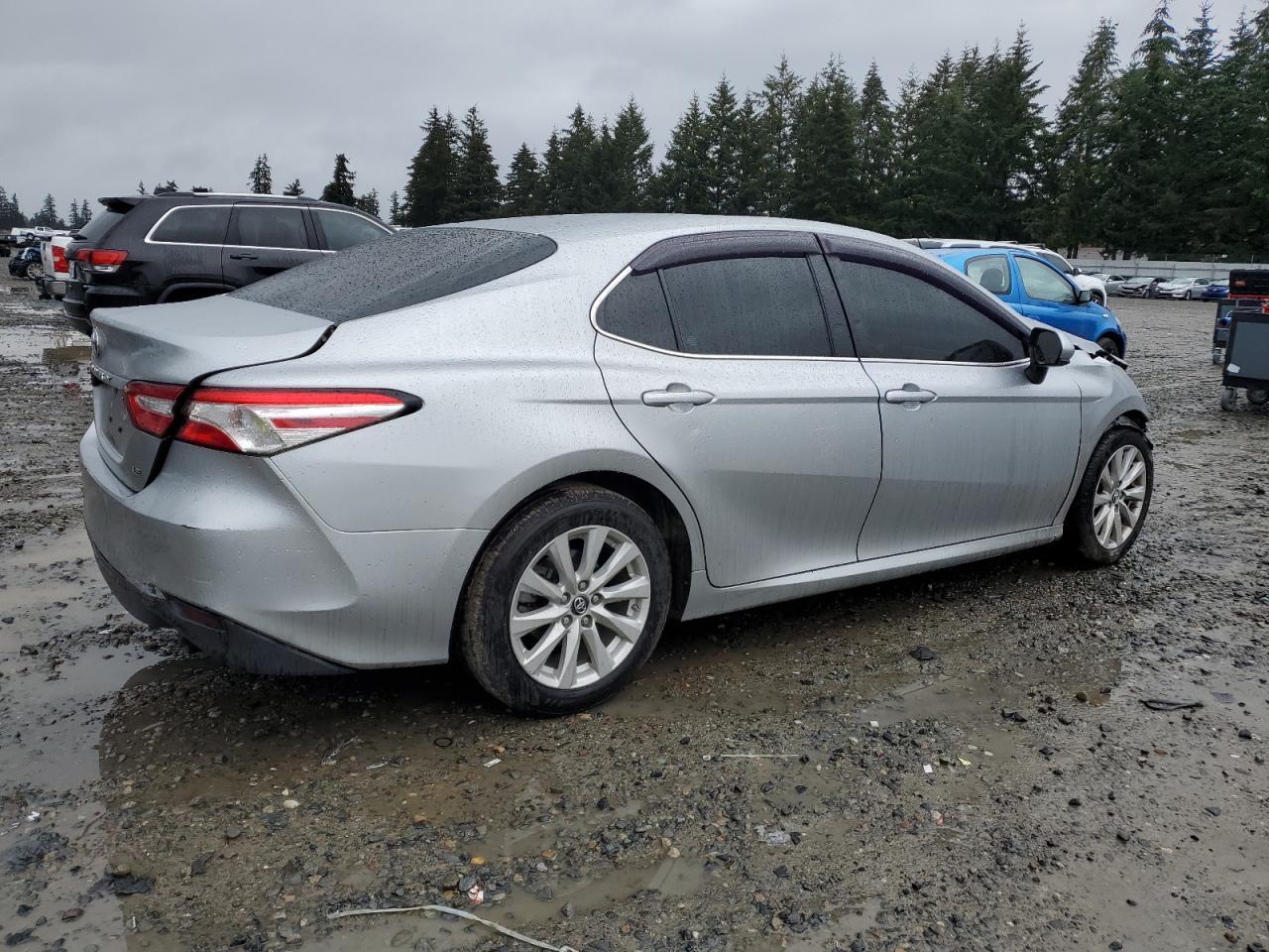 2018 Toyota Camry L - Фото 3