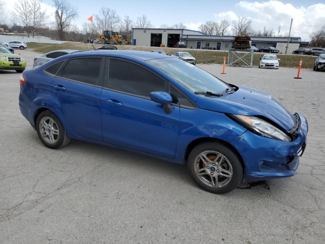 2019 Ford Fiesta Se - Фото 4