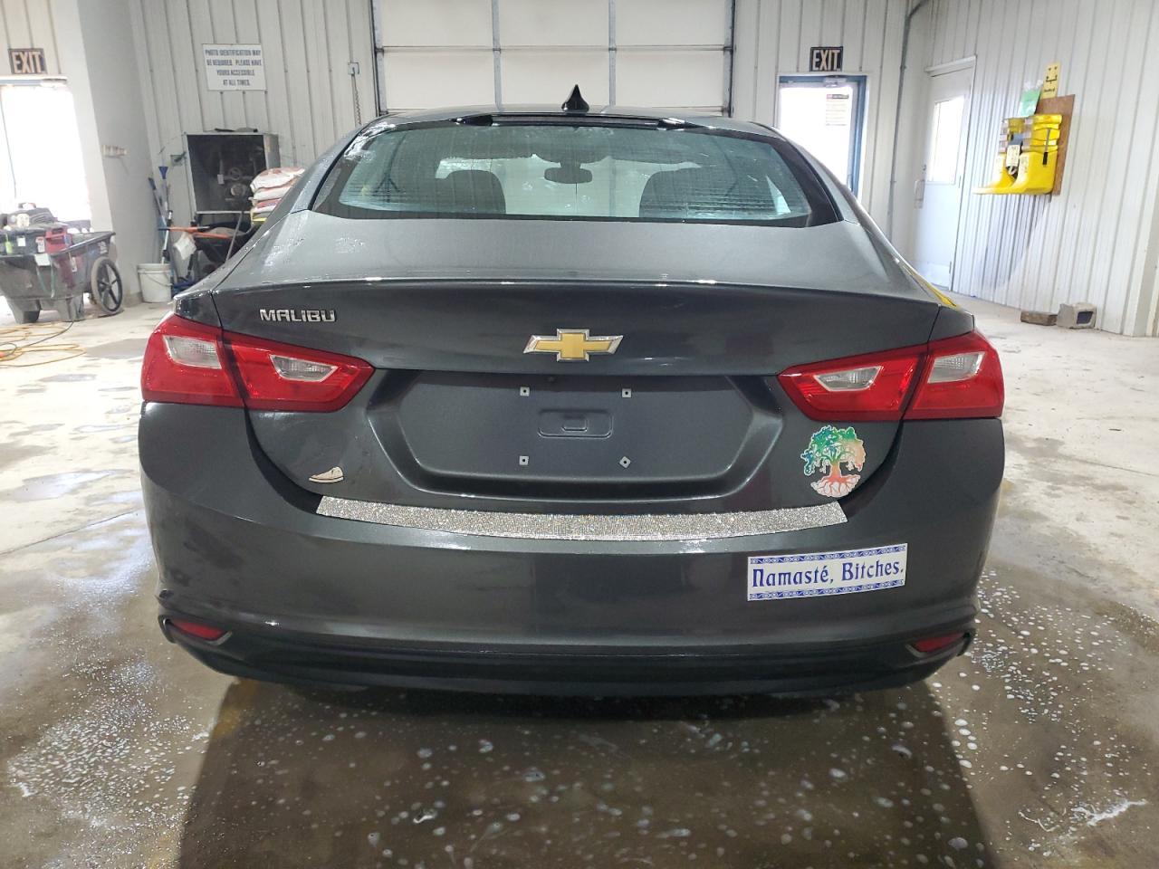 2017 Chevrolet Malibu Ls - Image 6