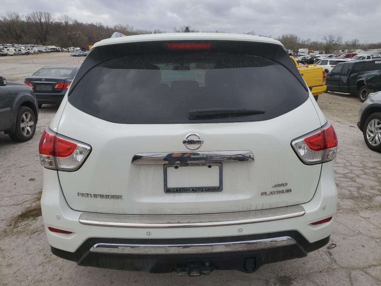 2015 Nissan Pathfinder S - Фото 6