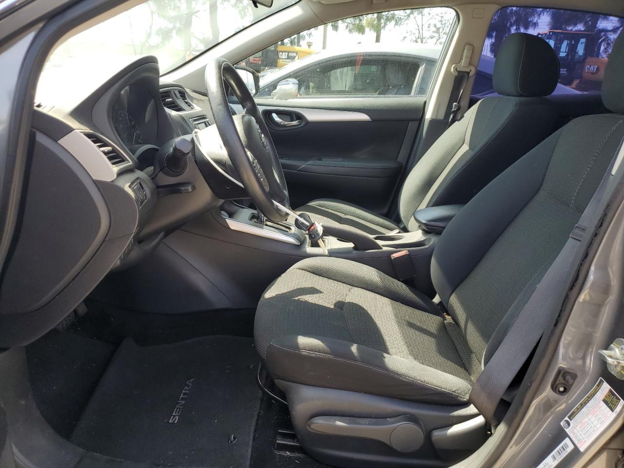 2017 Nissan Sentra S - Фото 7