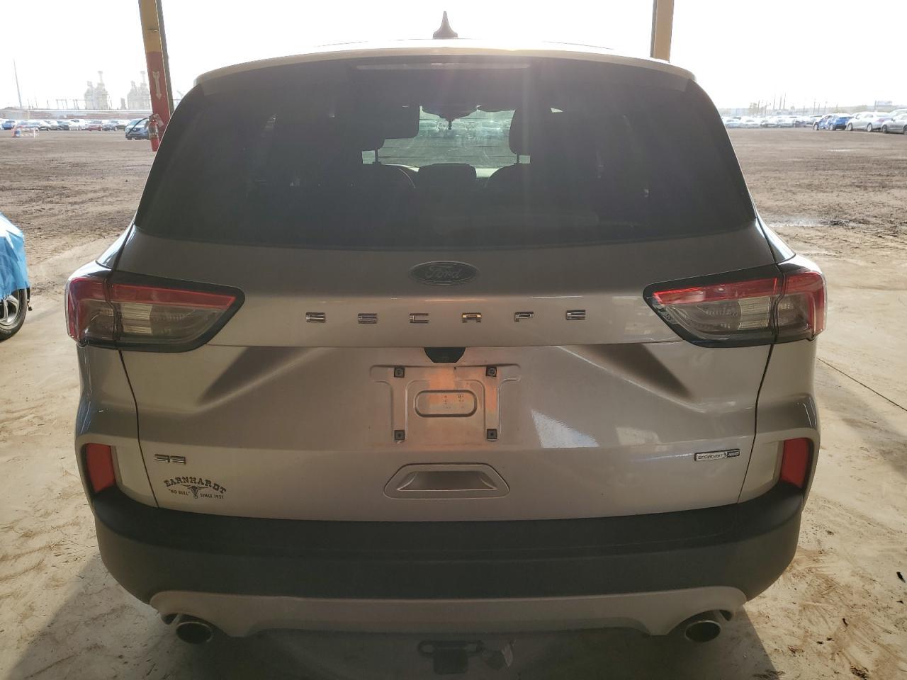2020 Ford Escape Se - Фото 6
