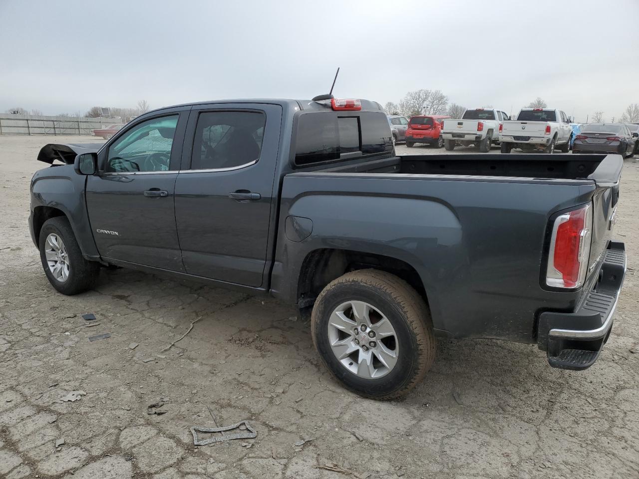 2017 GMC Canyon Sle - Image 2