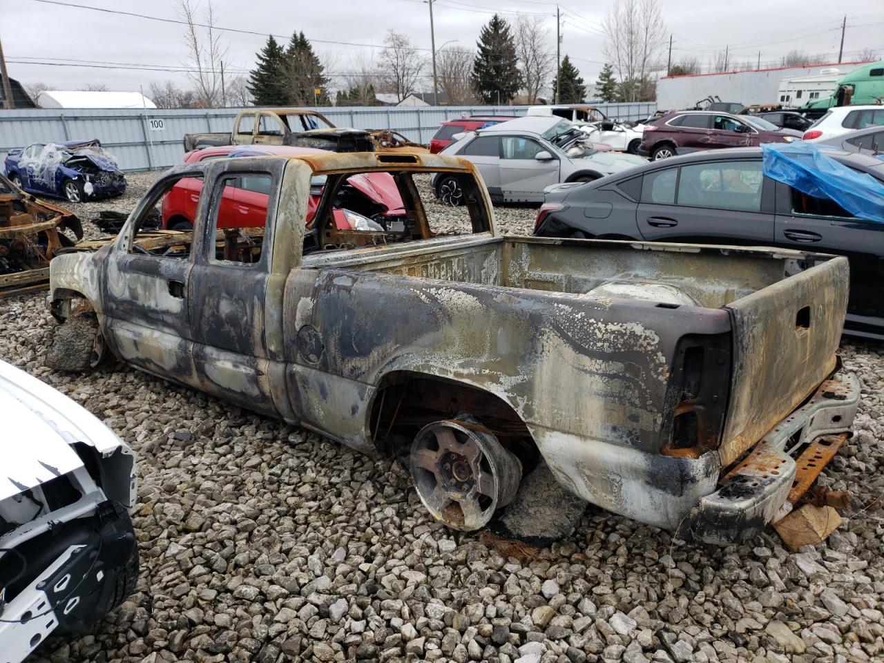 2006 GMC New Sierra K1500 - Фото 2