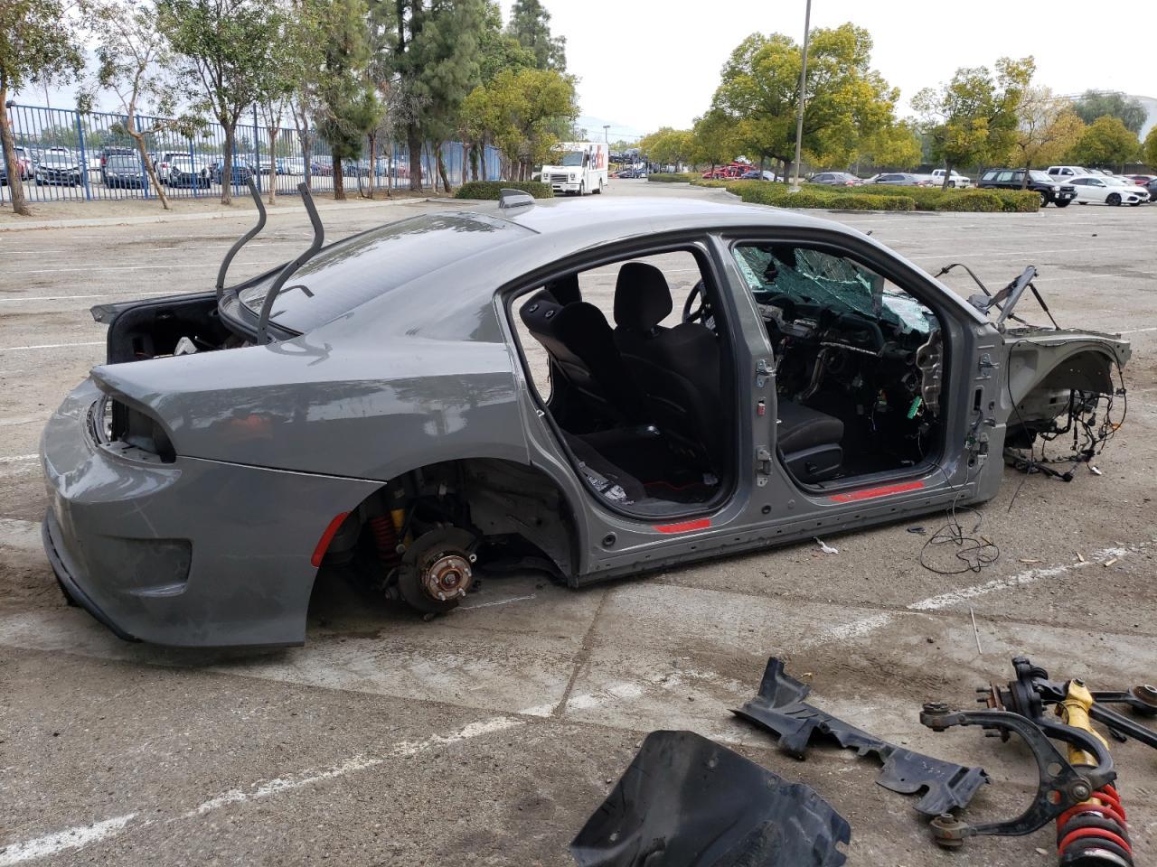 2017 Dodge Charger R - Image 3
