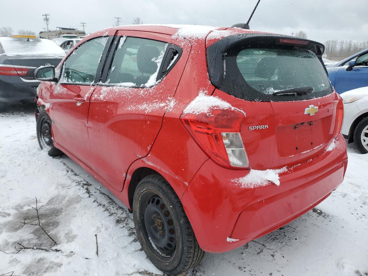 2017 Chevrolet Spark Ls - Фото 2