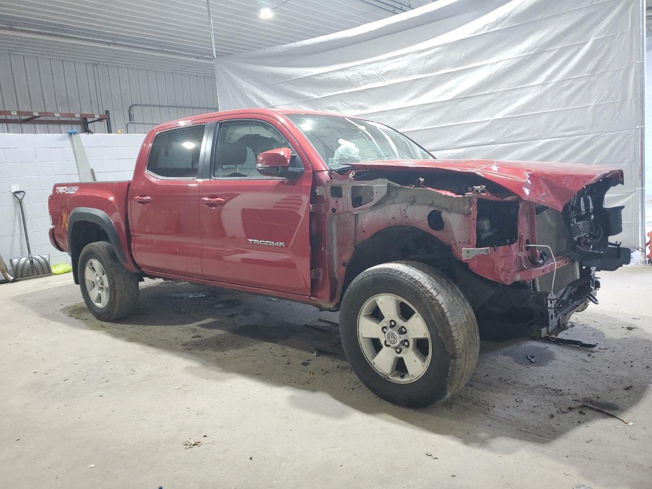 2018 Toyota Tacoma Double Cab - Image 4