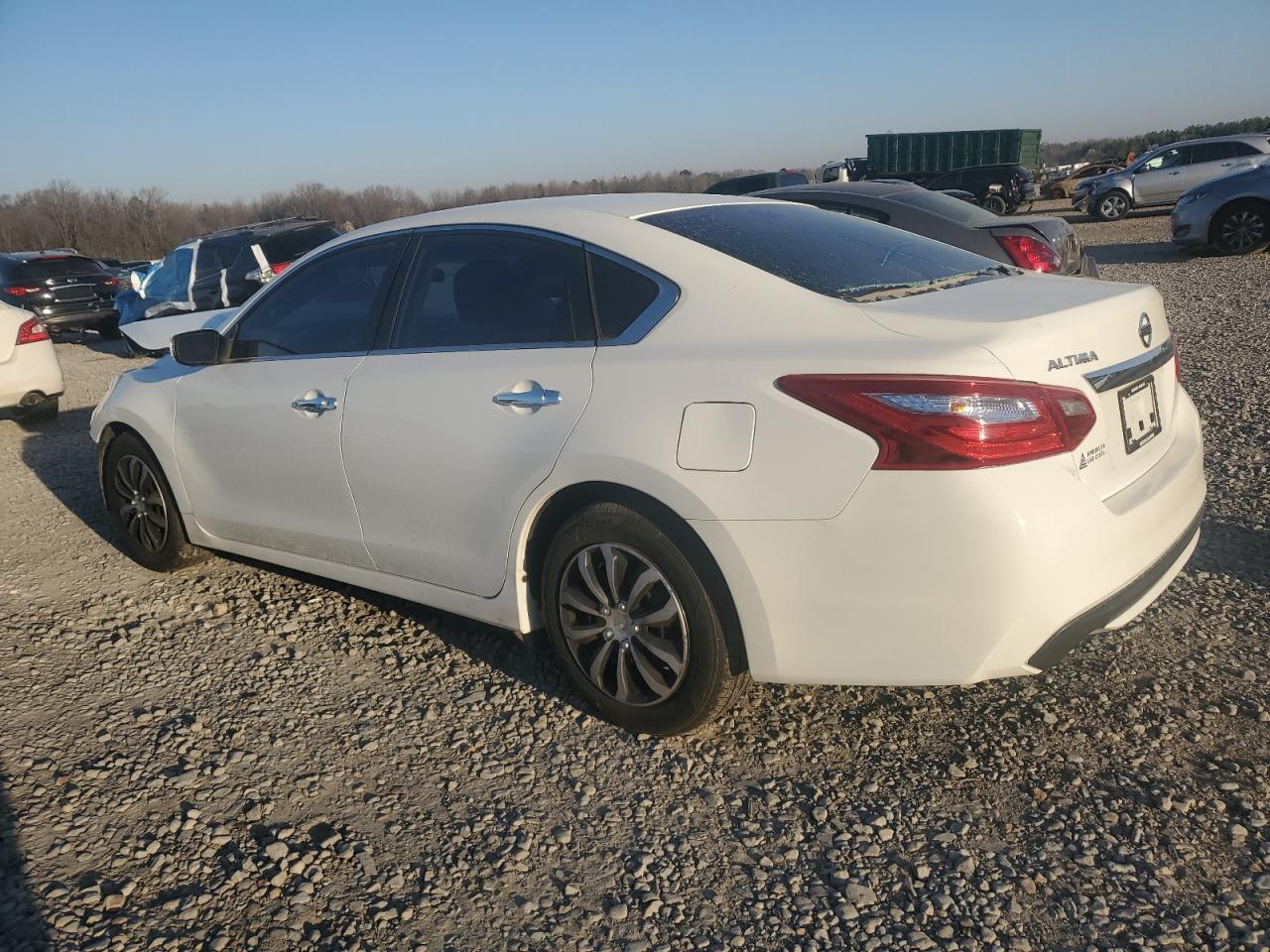 2016 Nissan Altima 2.5 - Image 2