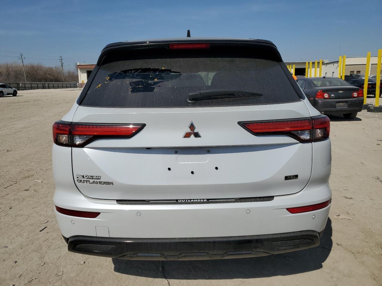 2024 Mitsubishi Outlander Sel - Image 6
