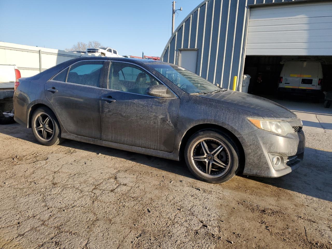2012 Toyota Camry Se - Фото 4