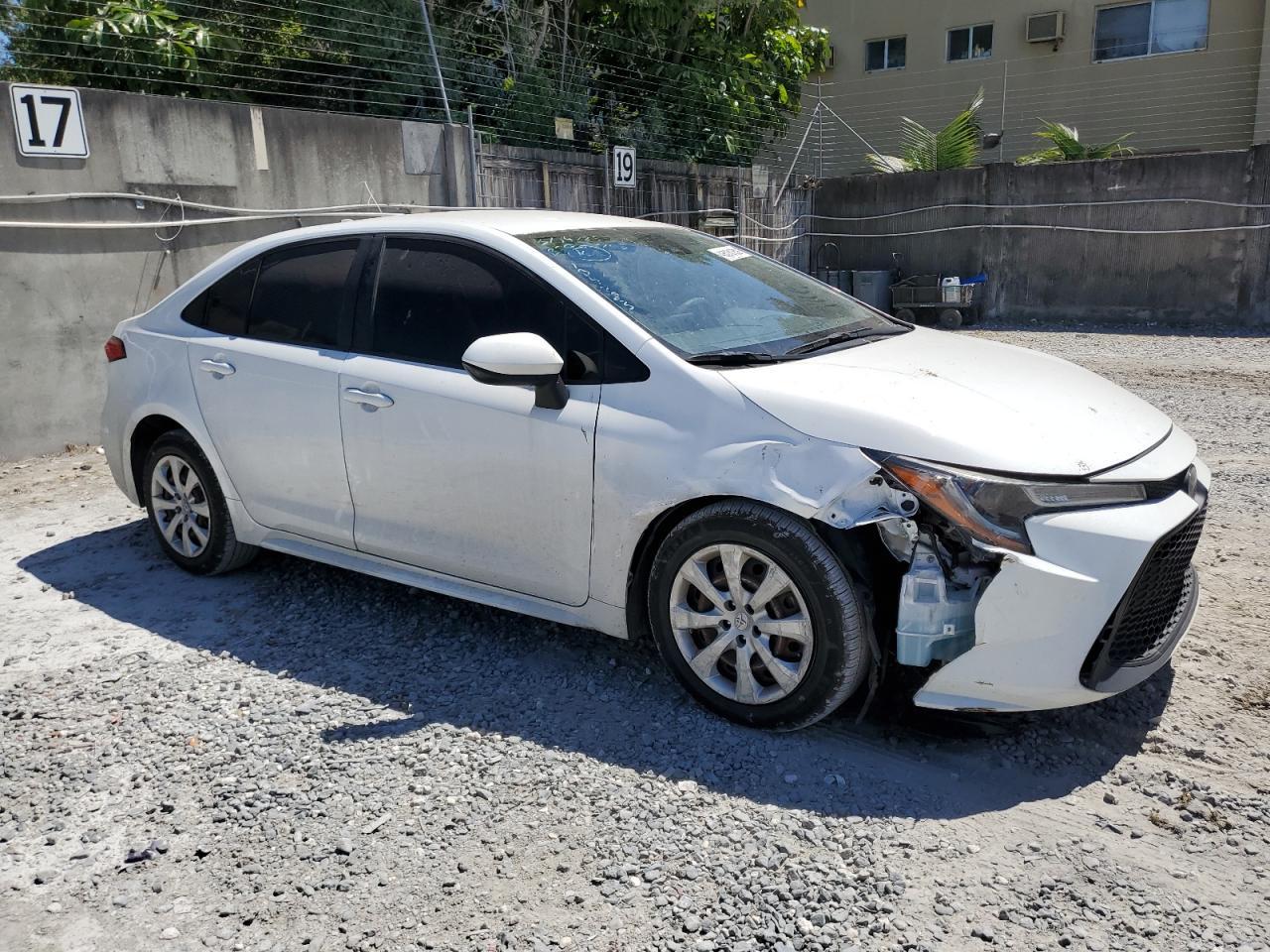 2020 Toyota Corolla Le - Image 4
