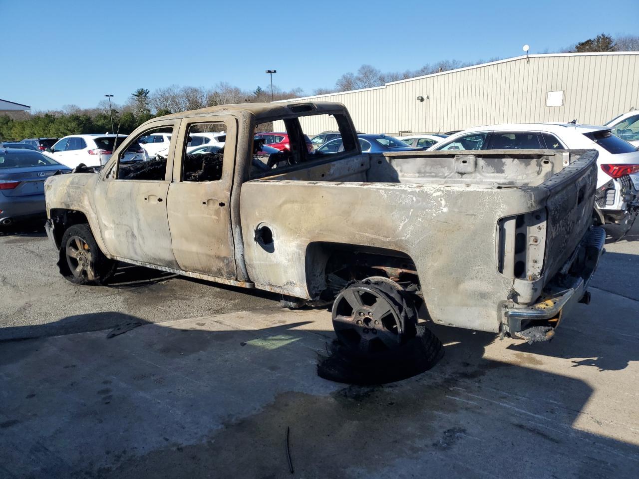 2015 Chevrolet Silverado K1500 - Фото 2