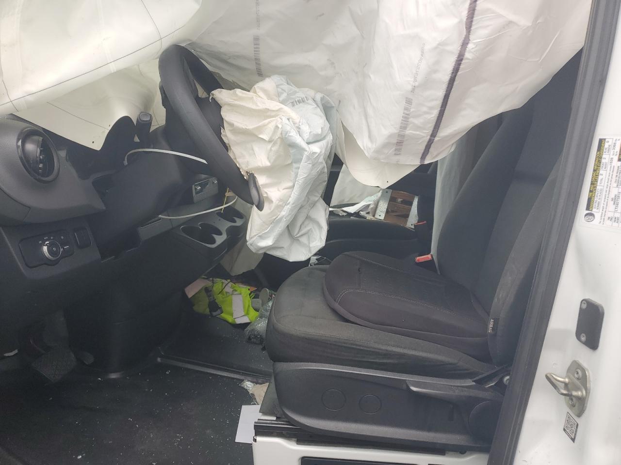 2020 Mercedes-Benz Sprinter Cargo 2500 - Фото 7