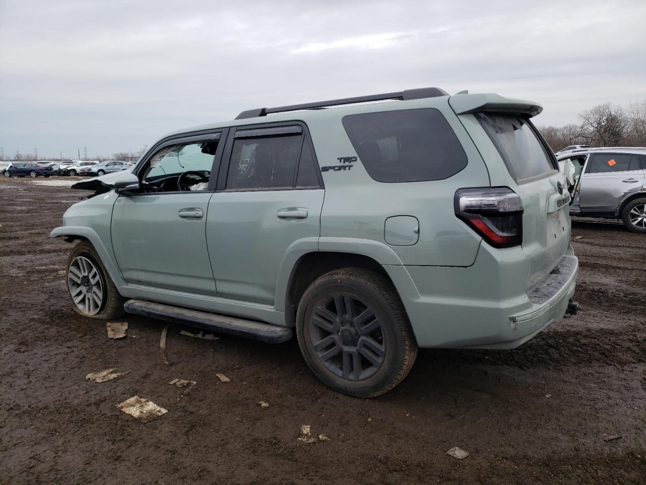 2022 Toyota 4Runner Sr5 Premium - Image 2