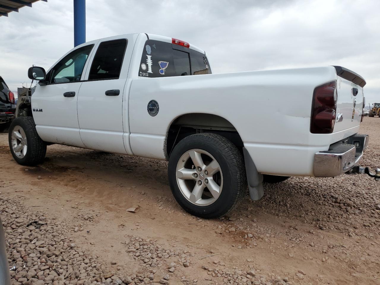 2008 Dodge Ram 1500 St - Фото 2