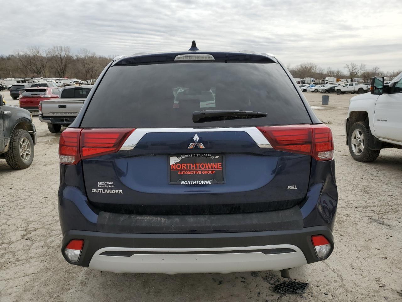 2020 Mitsubishi Outlander Se - Image 6