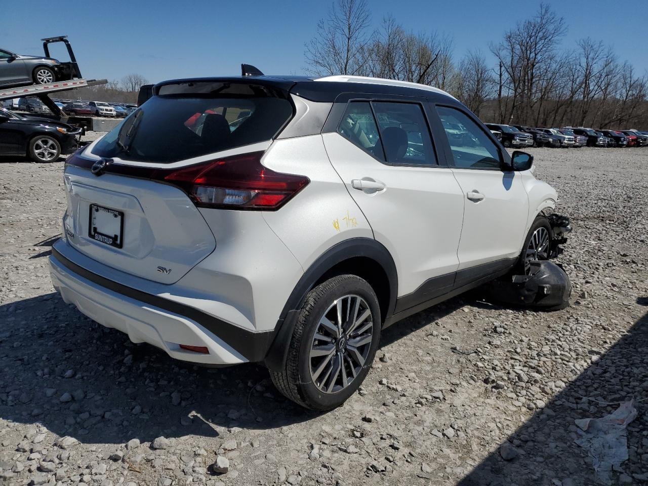 2022 Nissan Kicks Sv - Image 3
