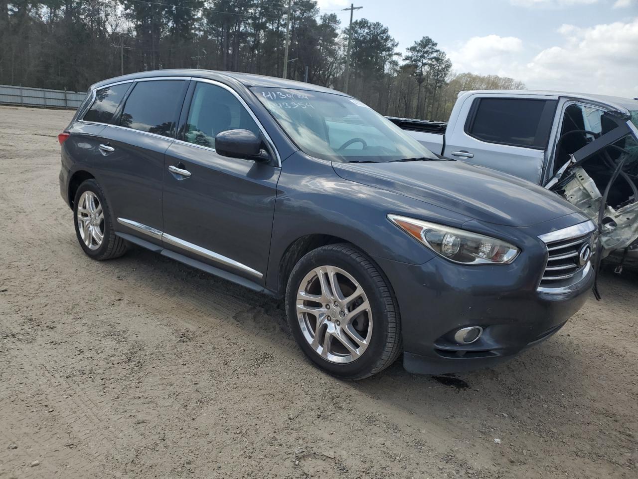 2013 Infiniti Jx35 - Image 4