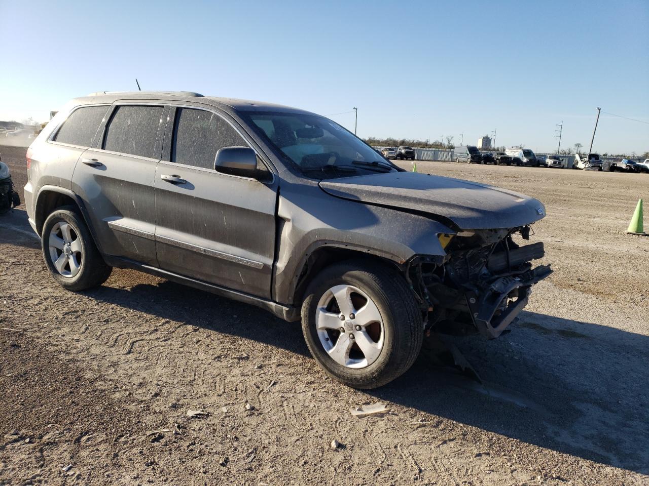 2012 Jeep Grand Cherokee Laredo - Image 4