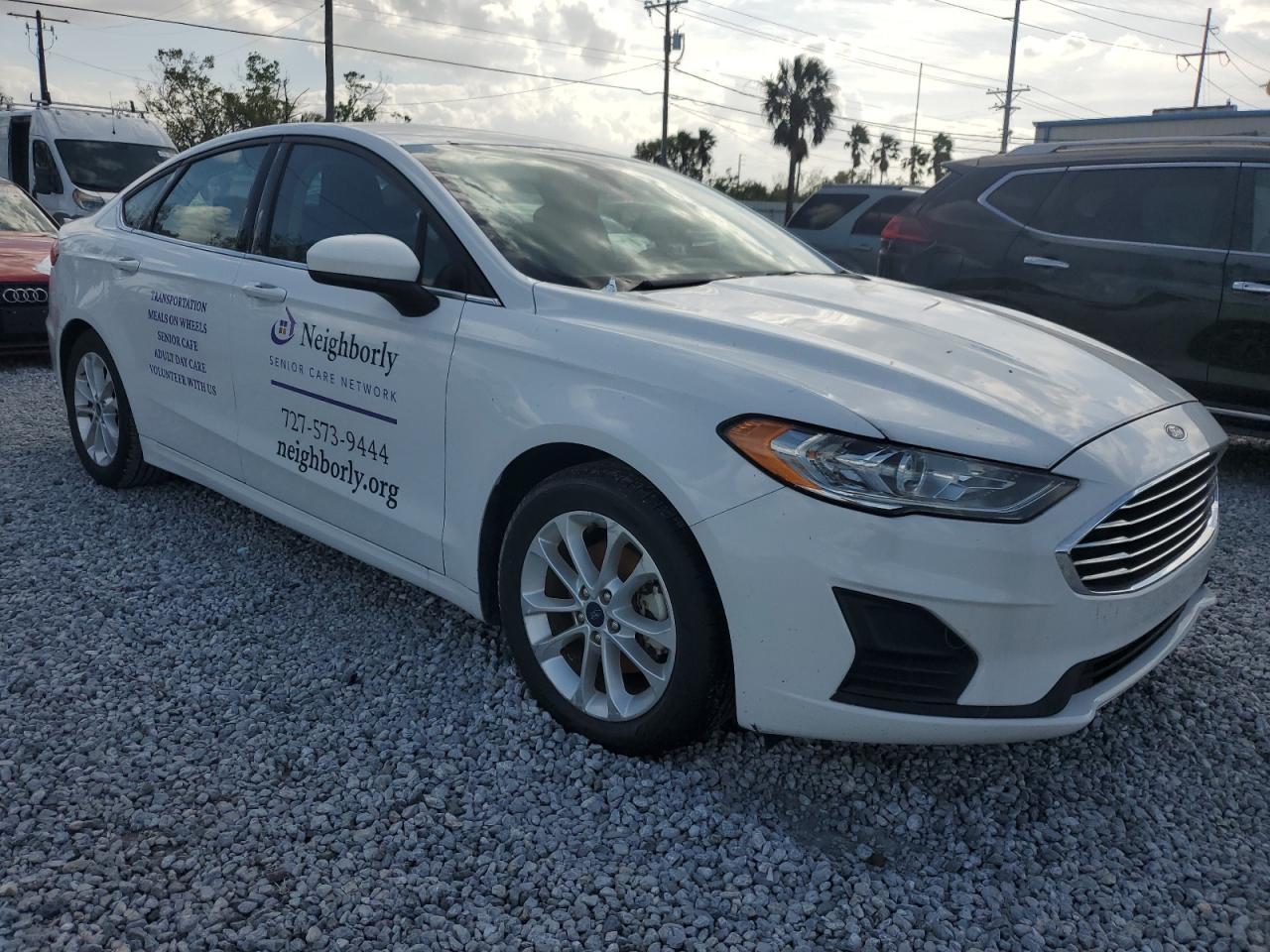 2019 Ford Fusion Se - Фото 4