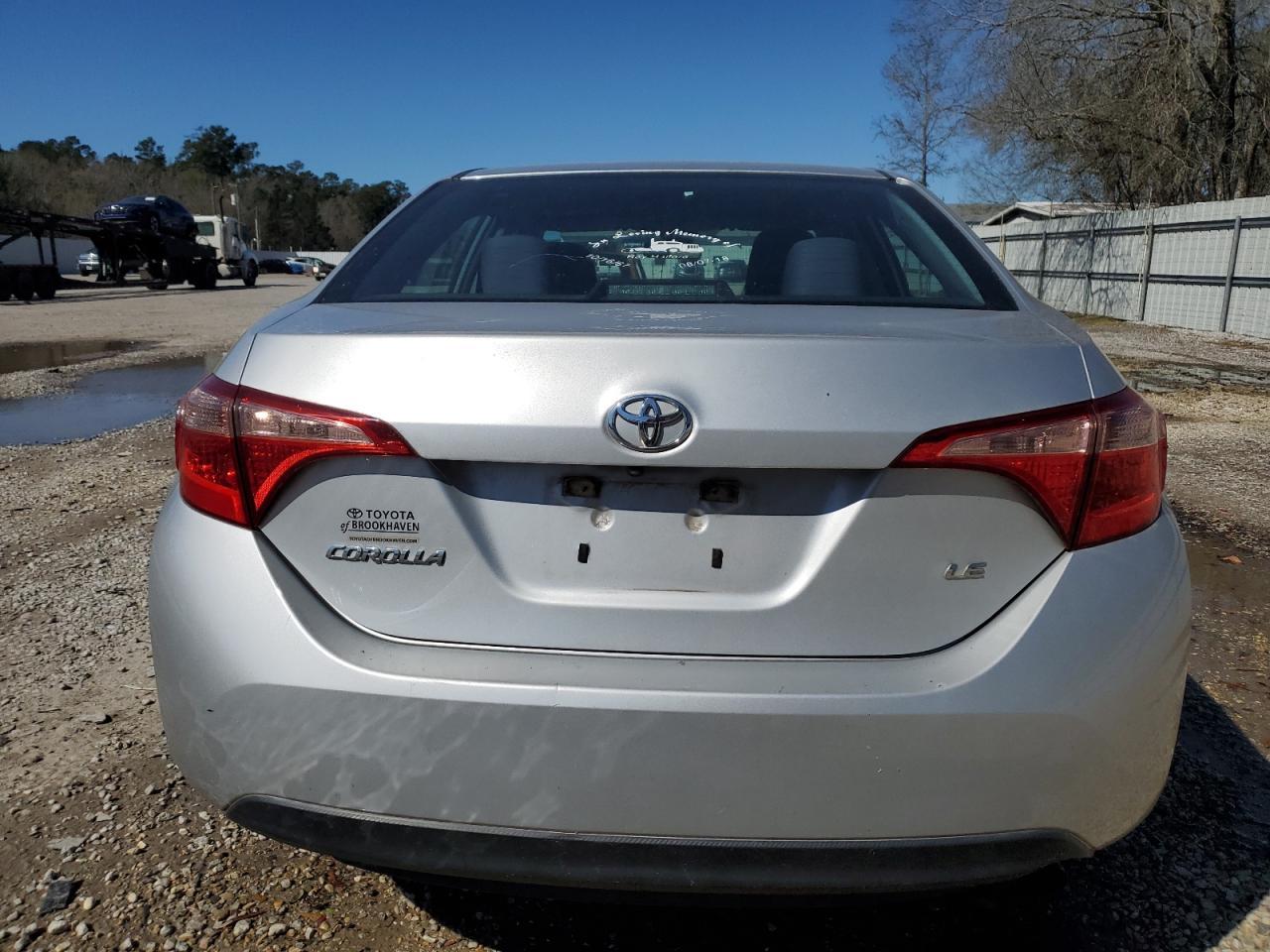 2017 Toyota Corolla L - Фото 6