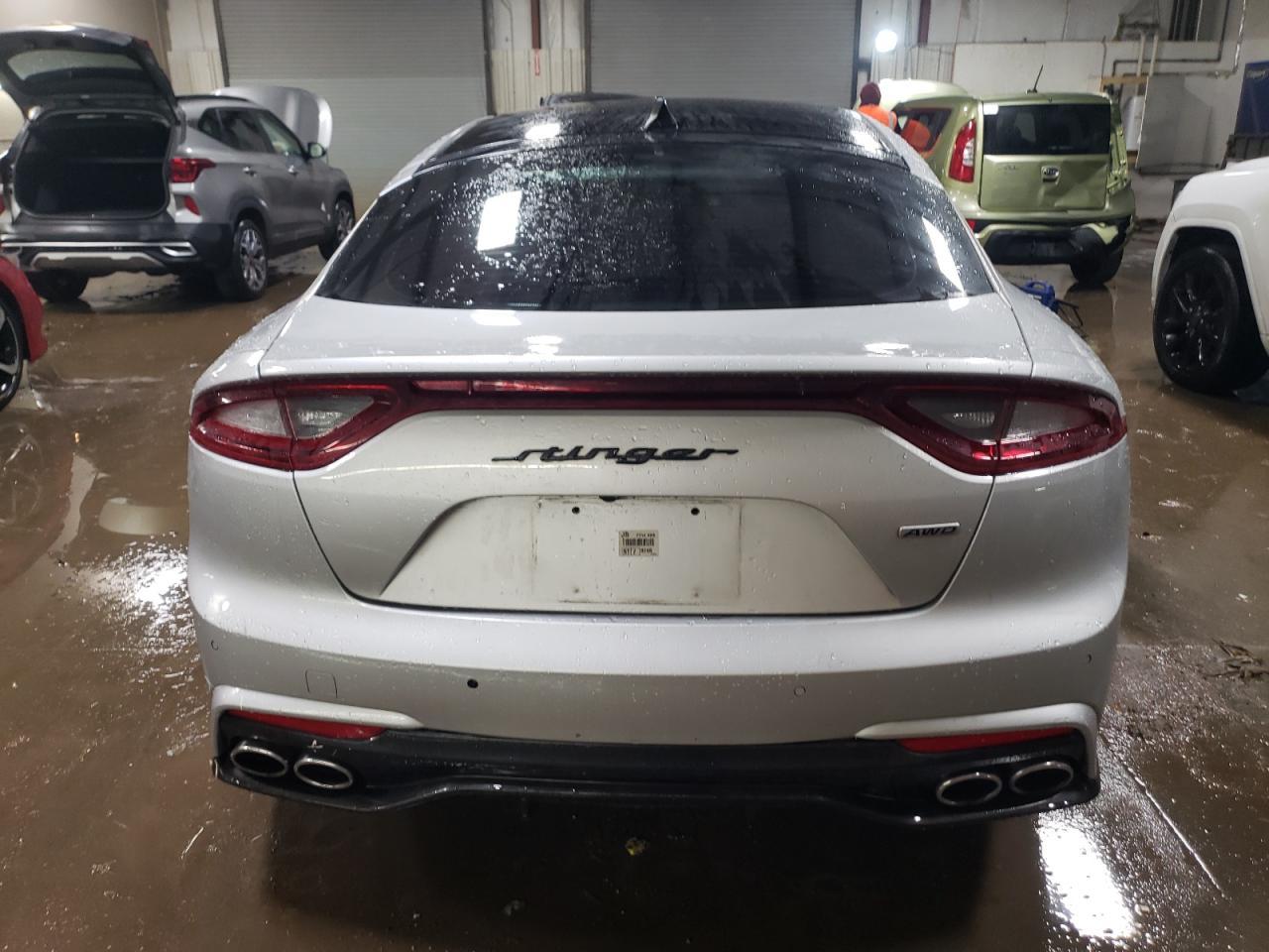 2018 Kia Stinger Premium - Фото 6