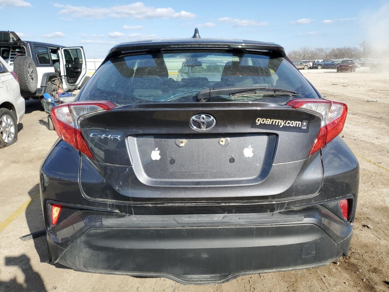 2021 Toyota C-Hr Xle - Фото 6