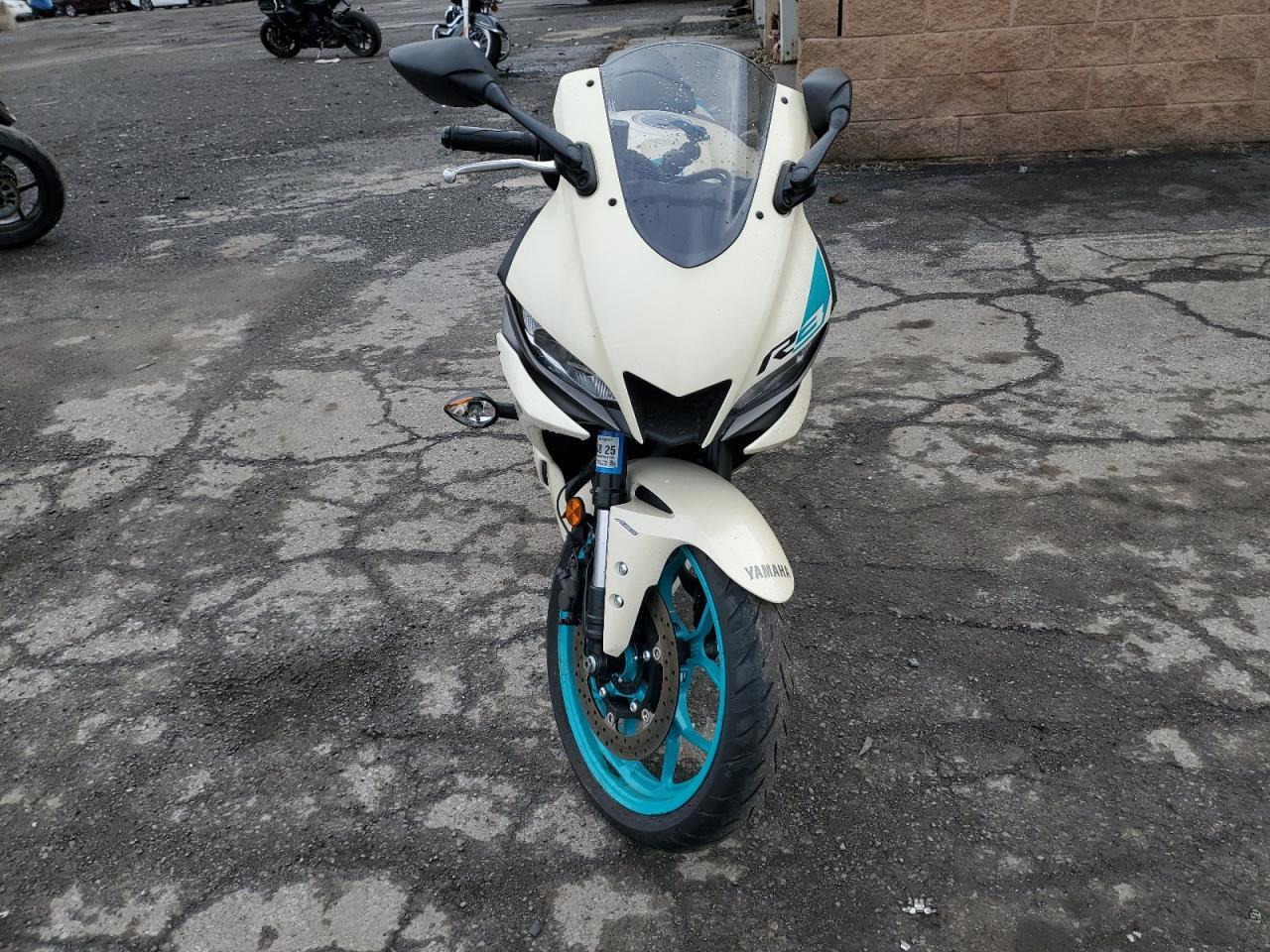 2024 Yamaha Yzfr3 A - Image 2