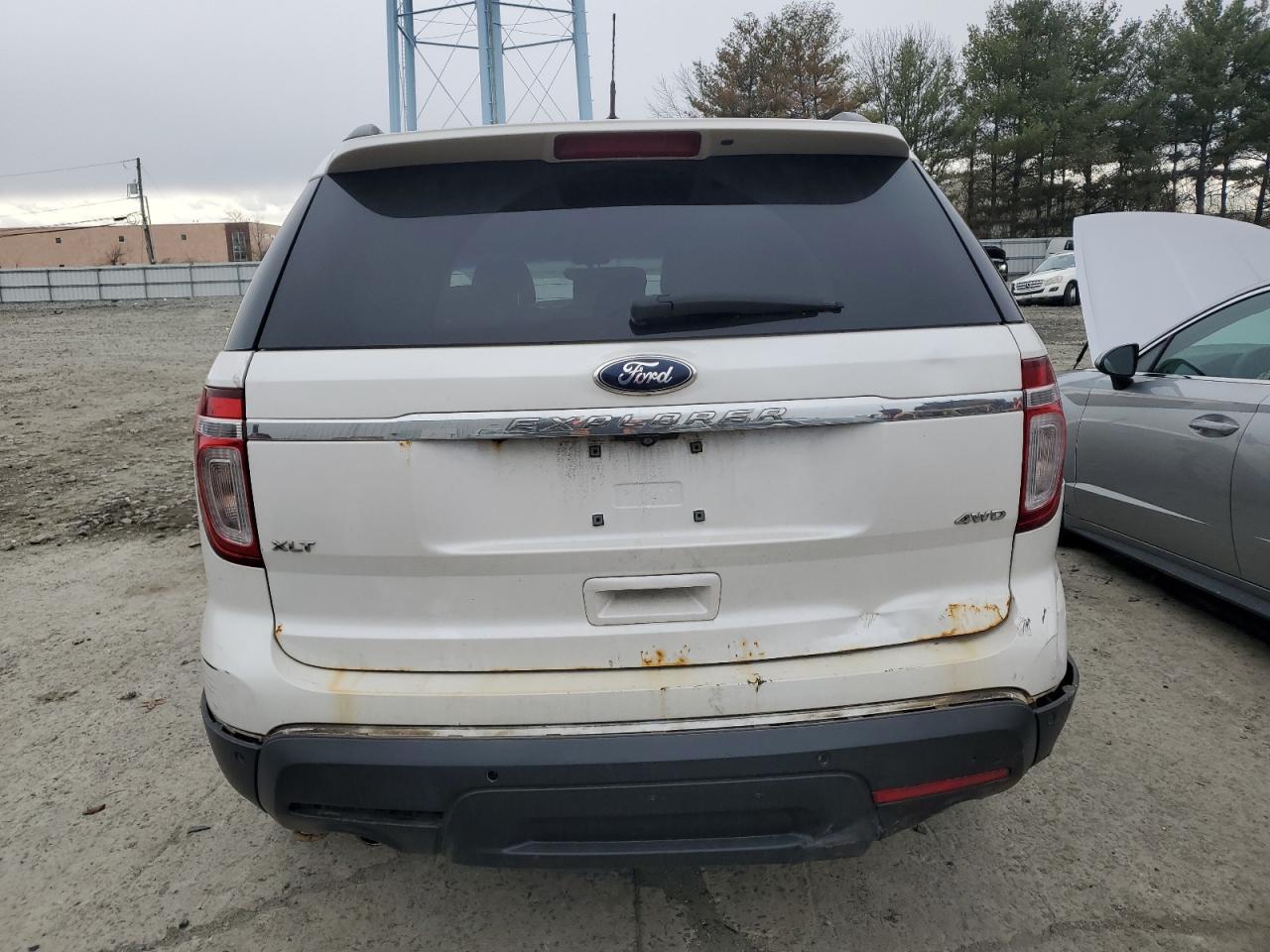 2014 Ford Explorer Xlt - Image 6