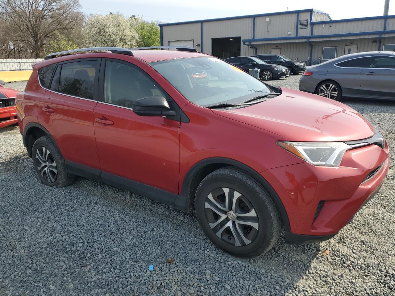 2017 Toyota Rav4 Le - Image 4