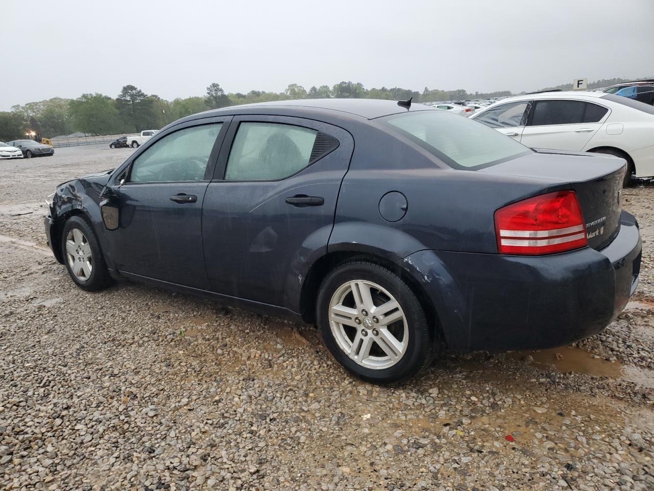 2008 Dodge Avenger - Image 2