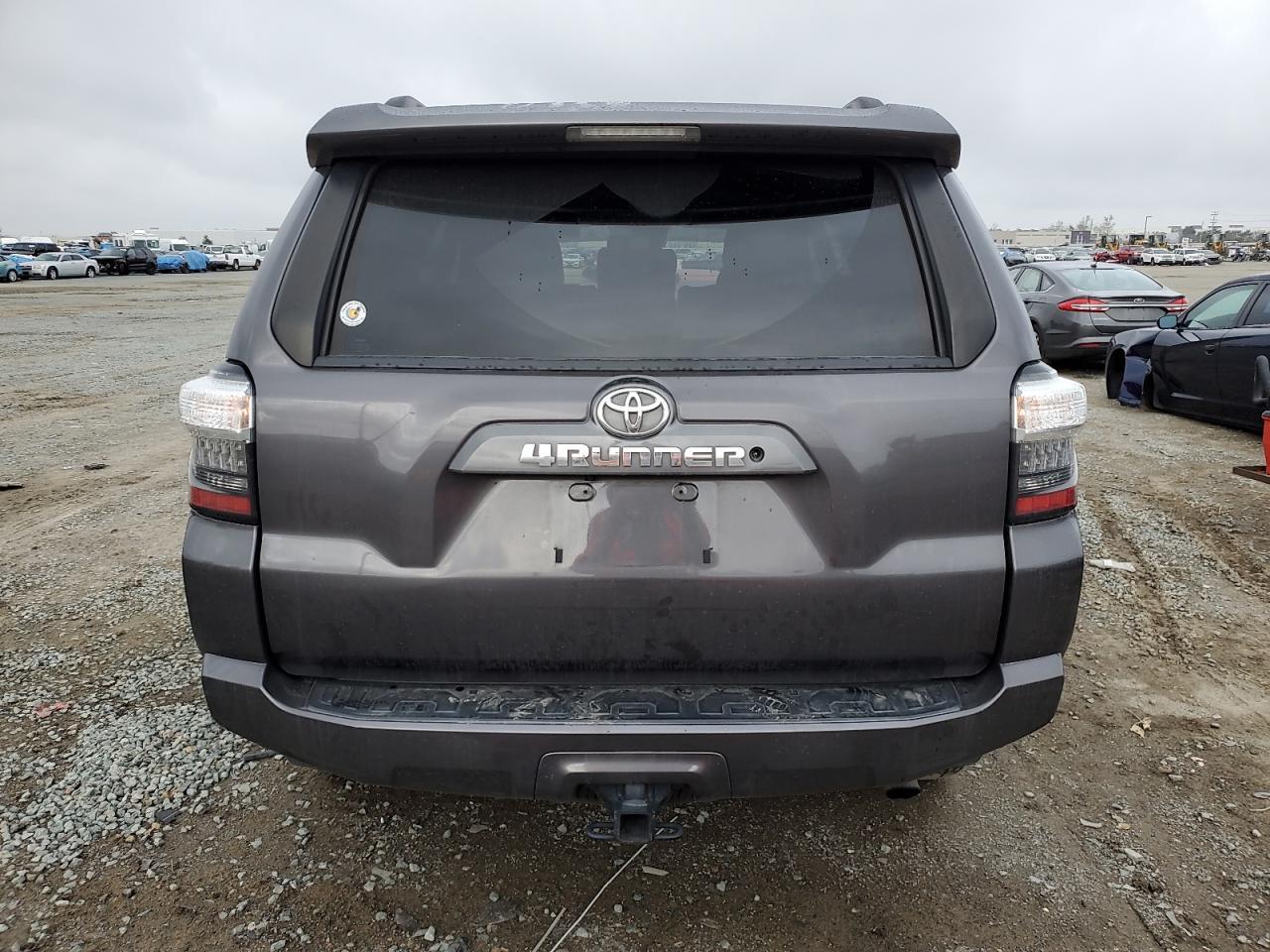 2021 Toyota 4Runner Sr5 - Фото 6